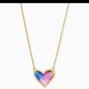 Kendra scott neclace